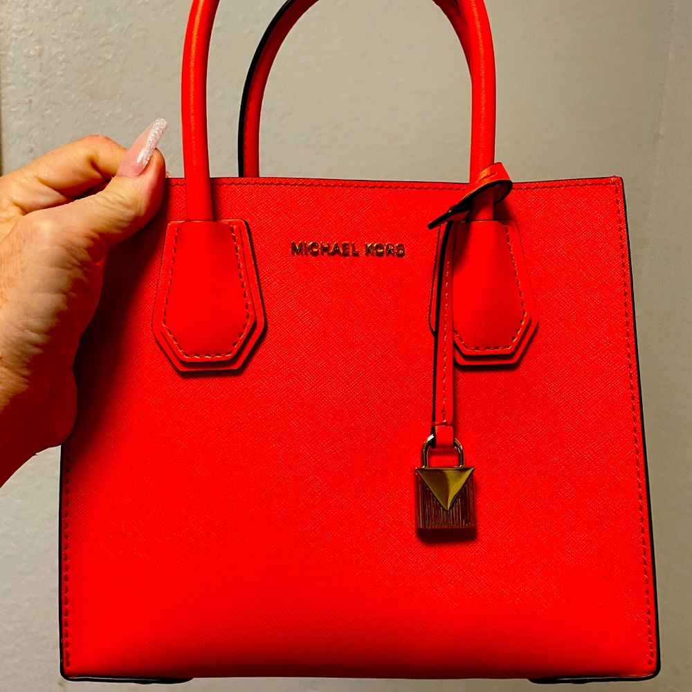 COPY - Orange Michael Kors Clementine messenger purse brand new still has the t…